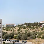 Vau Serenity Apartment *
